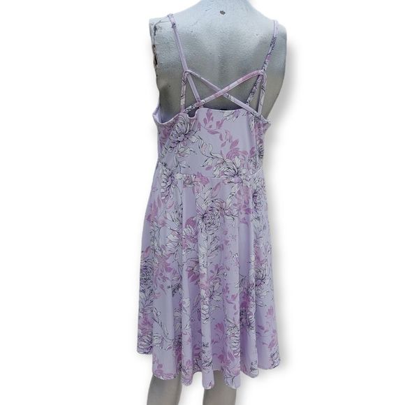 Torrid  Size 0 Lavender Floral Jersey Knit Skater Dress - Picture 6 of 11
